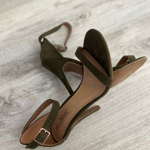 Anne Michelle Enzo green heeled sandals.